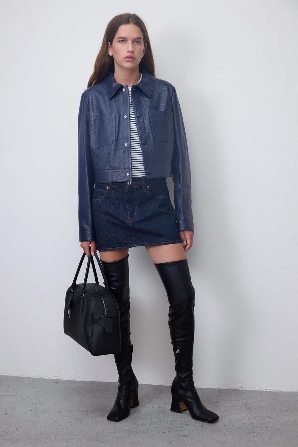 חצאית מיני ג'ינס